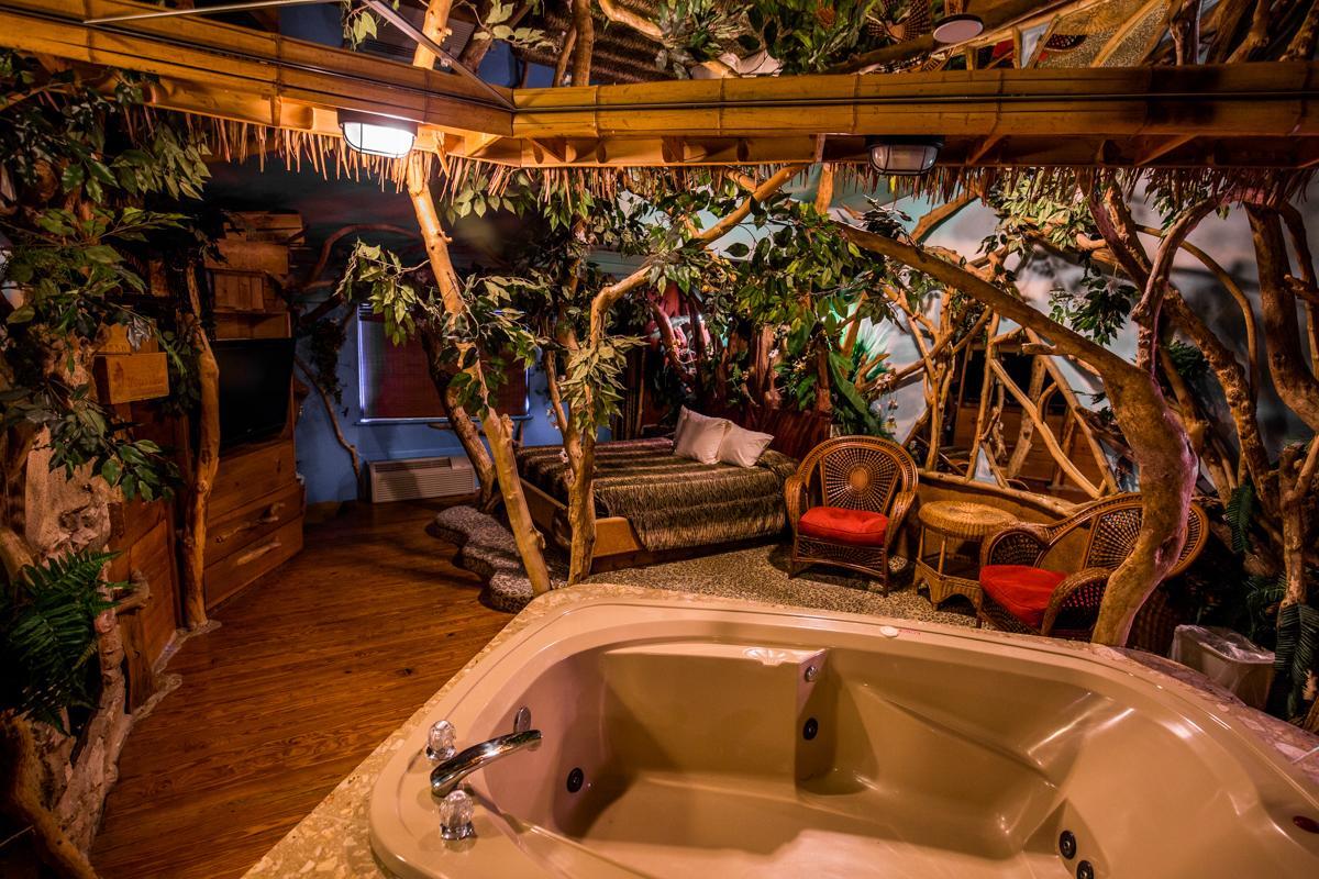 Feather Nest Inn (Adults Only) Cherry Hill Exterior photo