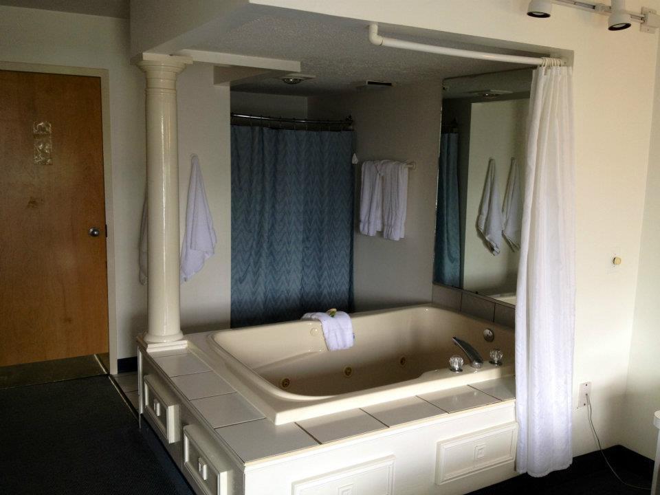 Feather Nest Inn (Adults Only) Cherry Hill Exterior photo